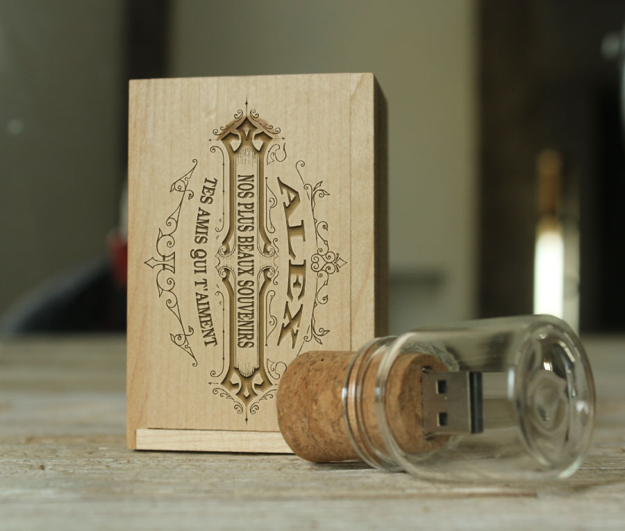 Clé Usb personnalisée avec vos plus beaux souvenirs.