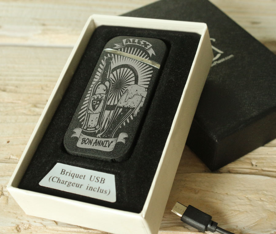 Briquet USB gravé à son Nom.