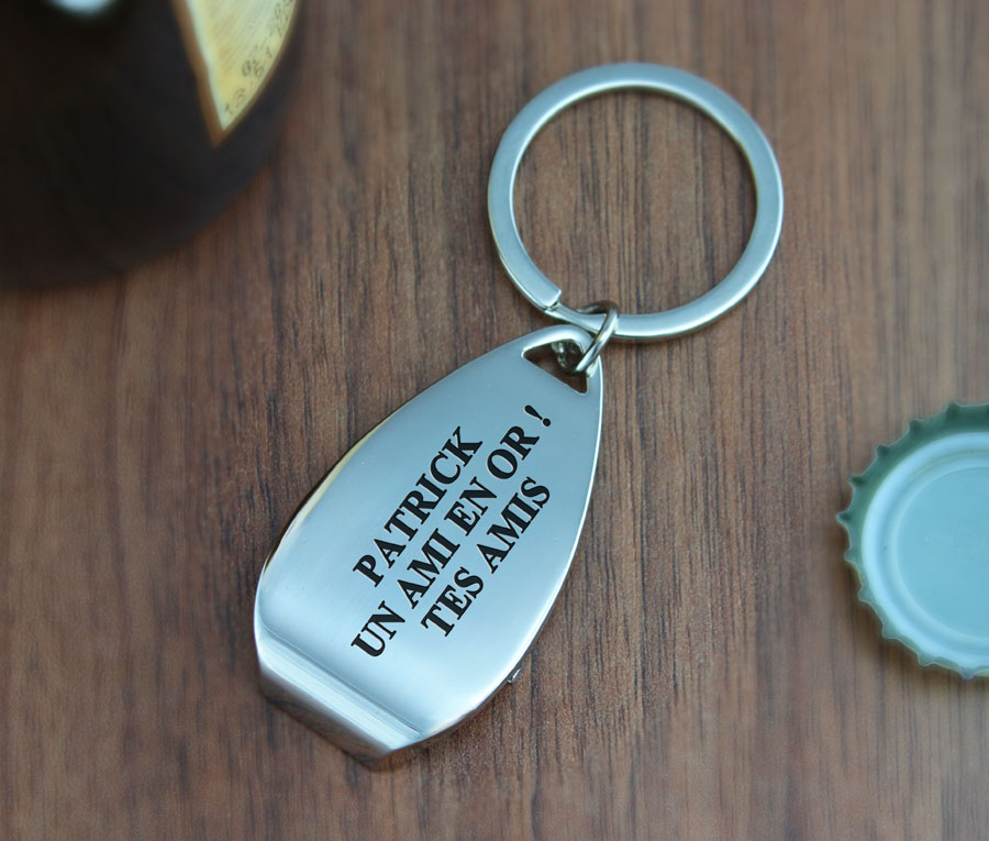 Porte clé Décapsuleur avec un Message Gravé.