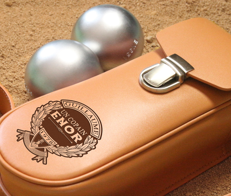 Sacoche Personnalisée pour boules de pétanque.